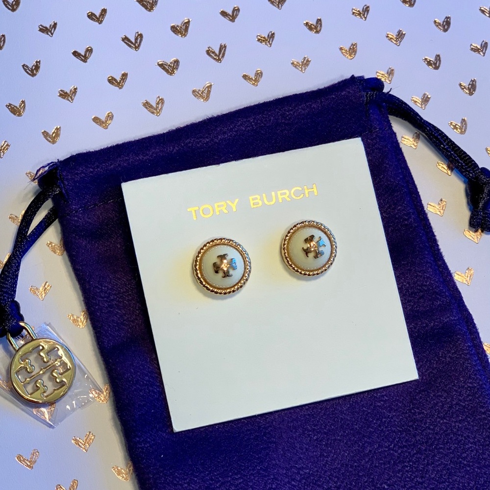 Rope Logo Stud Earring